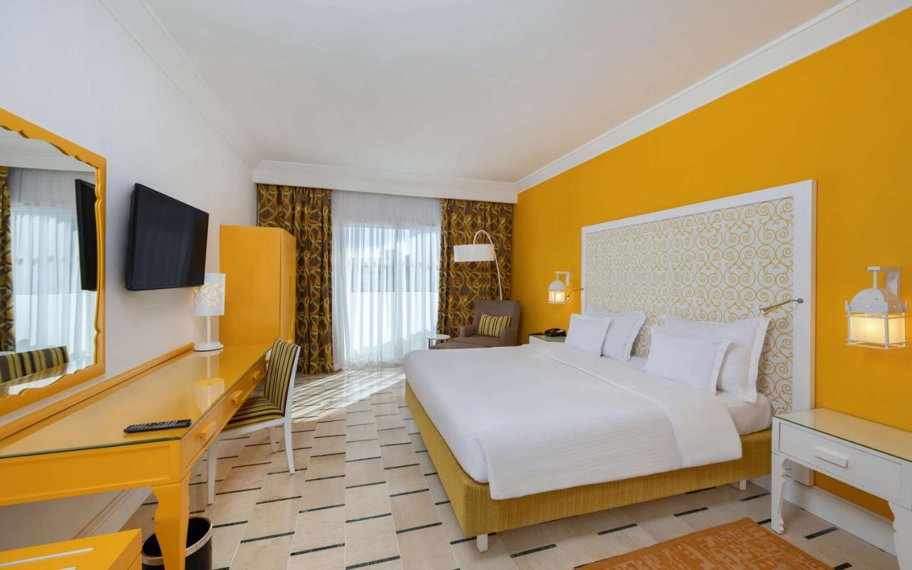Radisson Blu Resort & Thalasso Hammamet Ngoại thất bức ảnh A room at the hotel