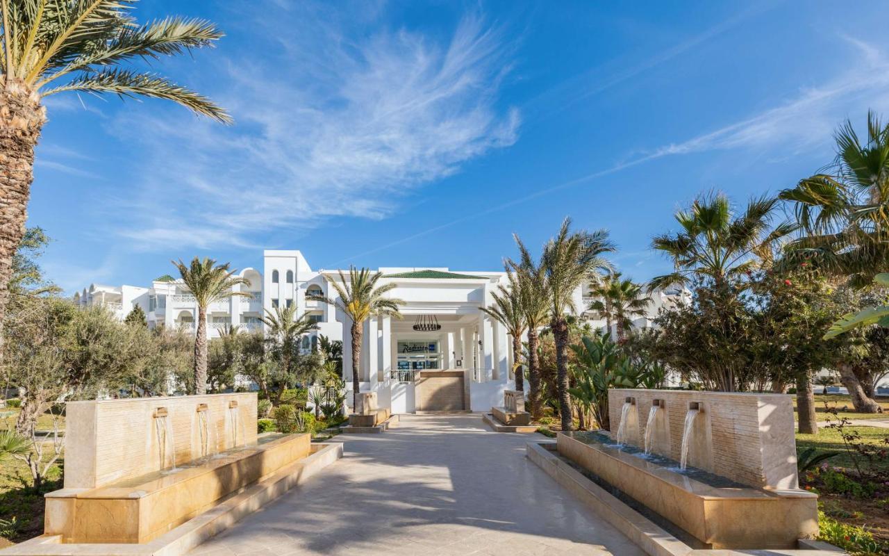 Radisson Blu Resort & Thalasso Hammamet Ngoại thất bức ảnh The entrance of the hotel