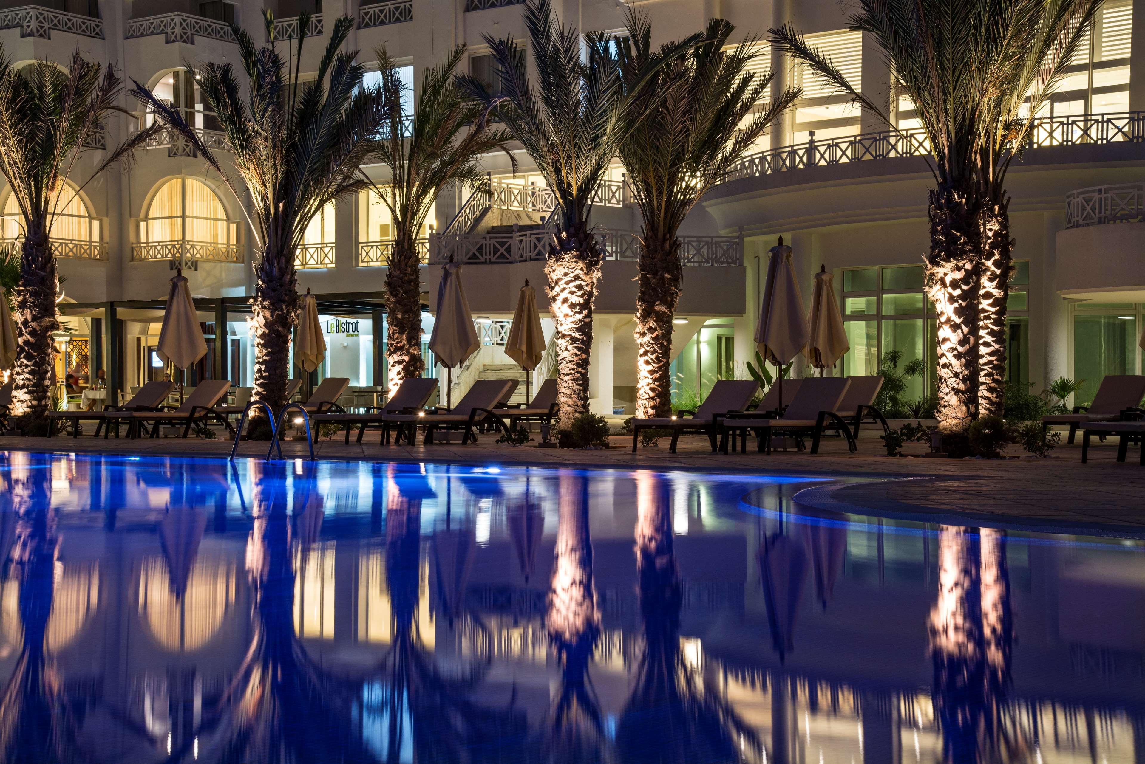Radisson Blu Resort & Thalasso Hammamet Ngoại thất bức ảnh The Royal Mirage Hotel