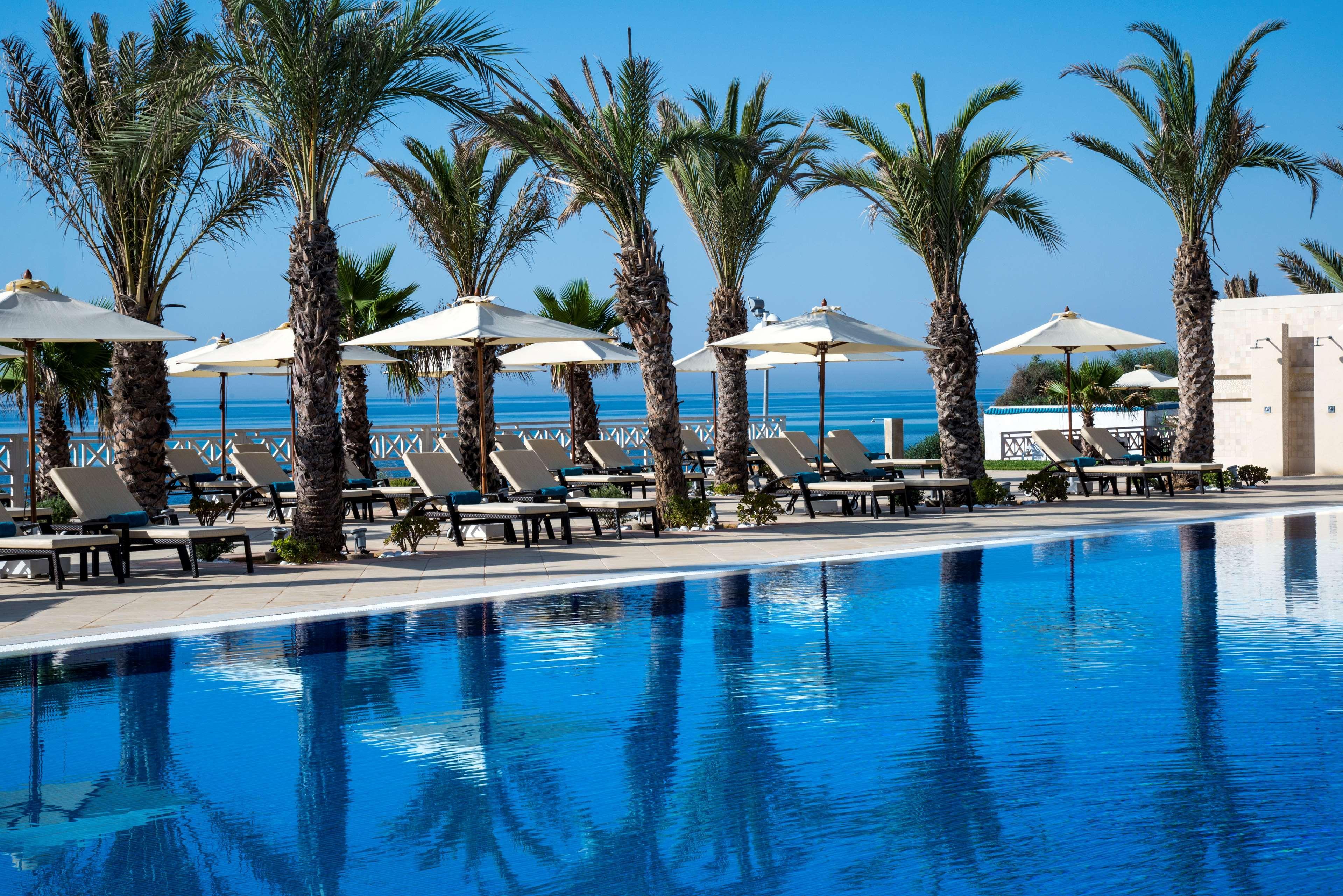 Radisson Blu Resort & Thalasso Hammamet Ngoại thất bức ảnh Pool at the Grand Palladium Hotel