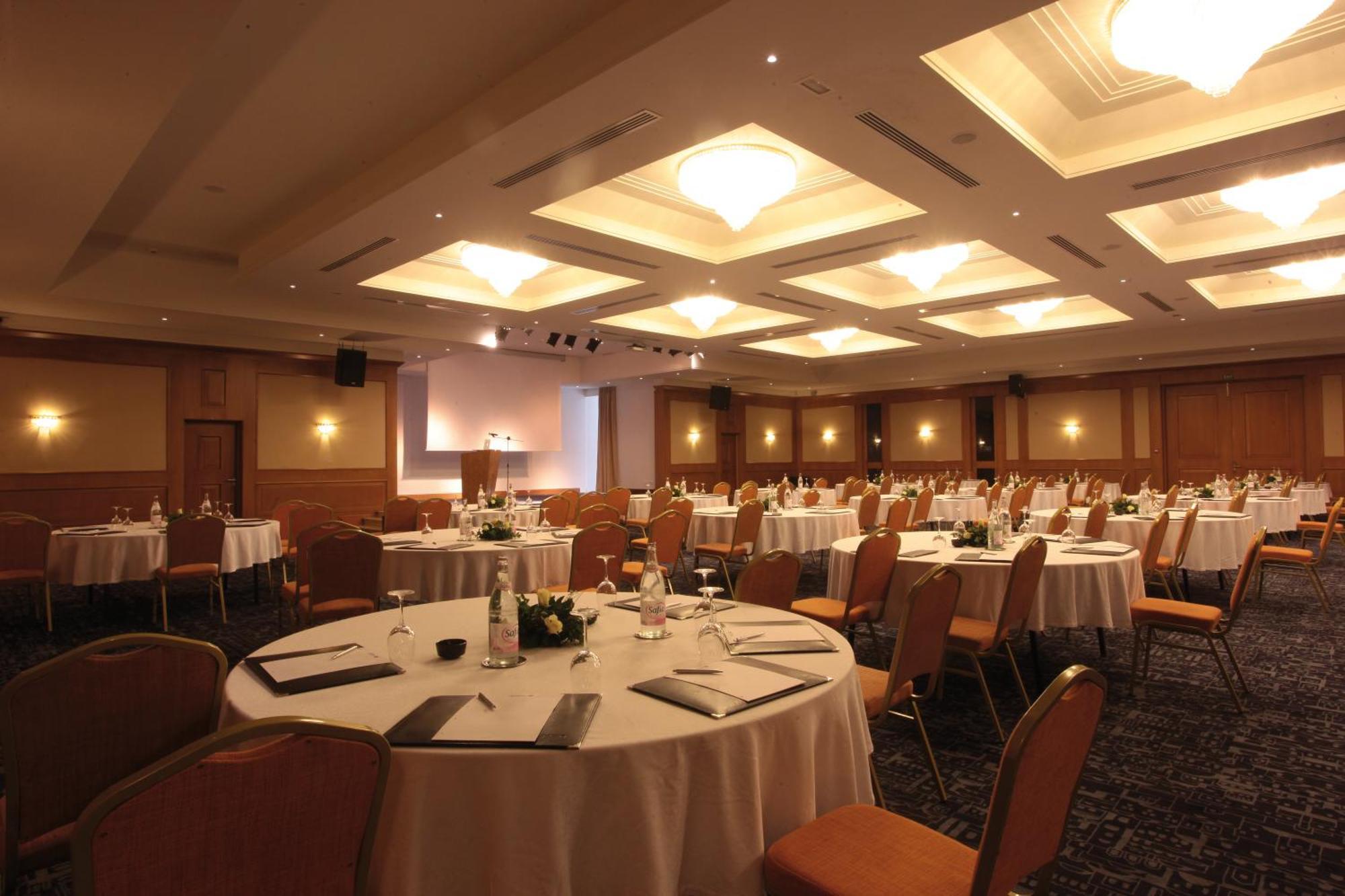 Radisson Blu Resort & Thalasso Hammamet Ngoại thất bức ảnh The ballroom at the hotel